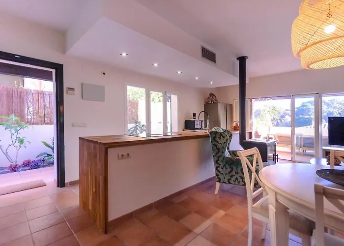 Lets Holidays Luxury House In Cala Llevado 2 *
