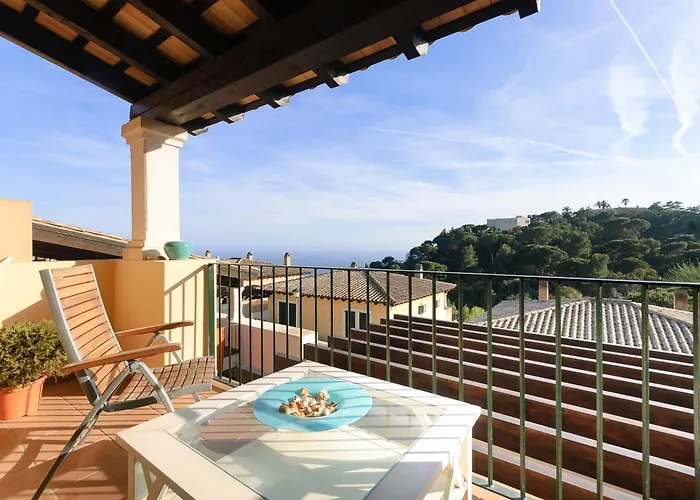 Villa Lets Holidays Luxury House In Cala Llevado 2